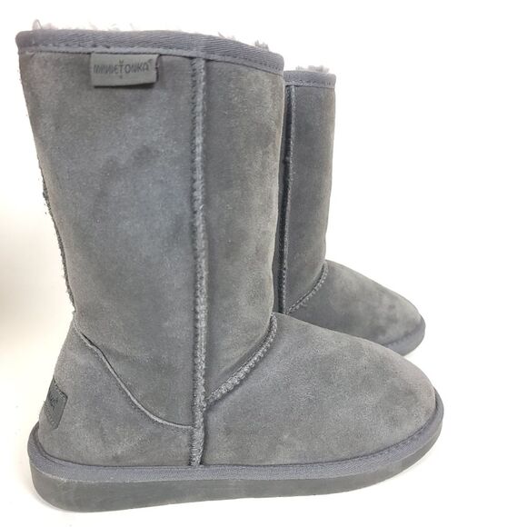 Minnetonka Women’s Olympia Boots Gray Suede Sheepskin Wool Lined Winter Size 7 - Picture 5 of 12